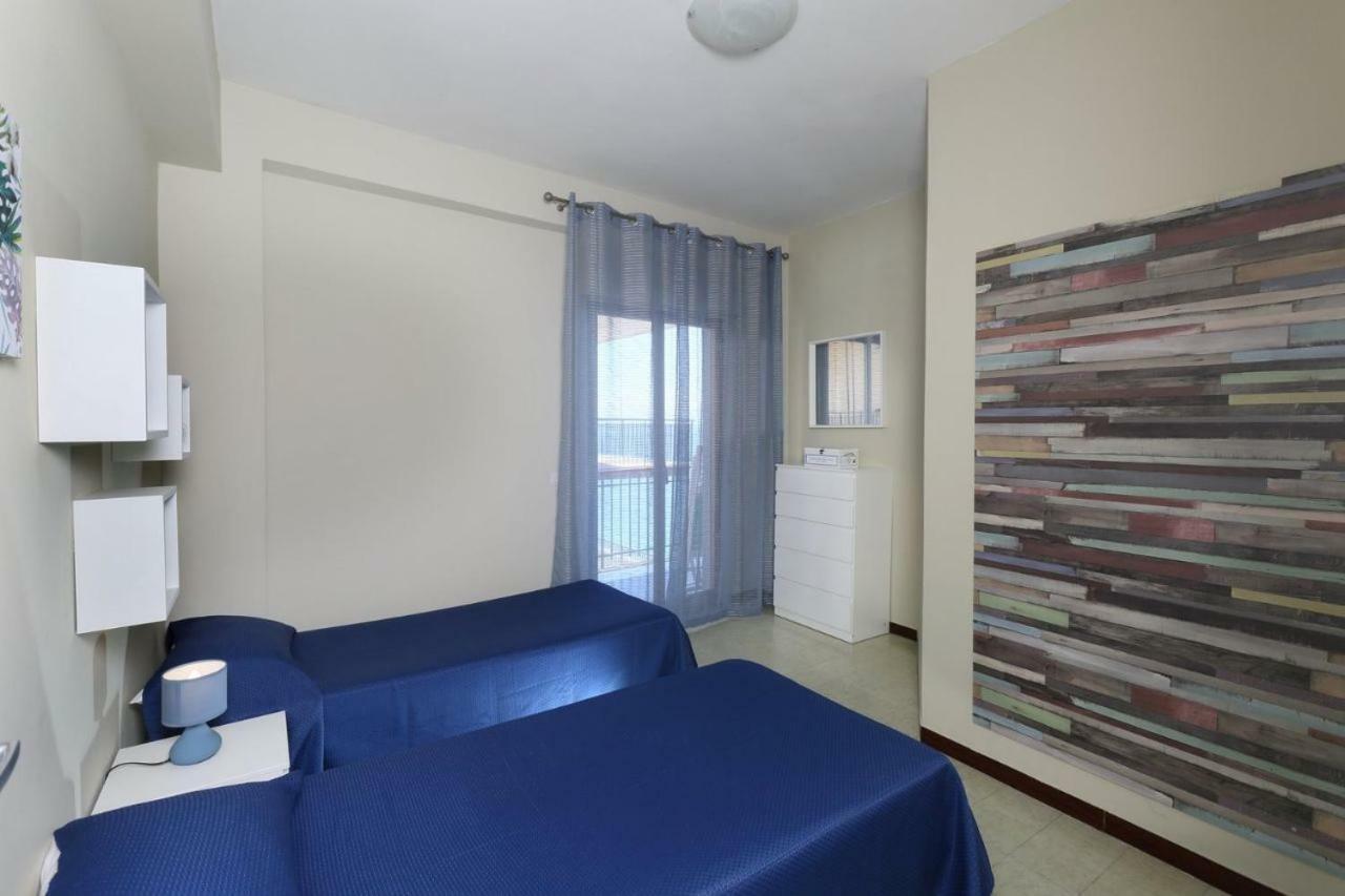 Il Cavalluccio Marino Apartment Santa Teresa Di Riva Exterior photo